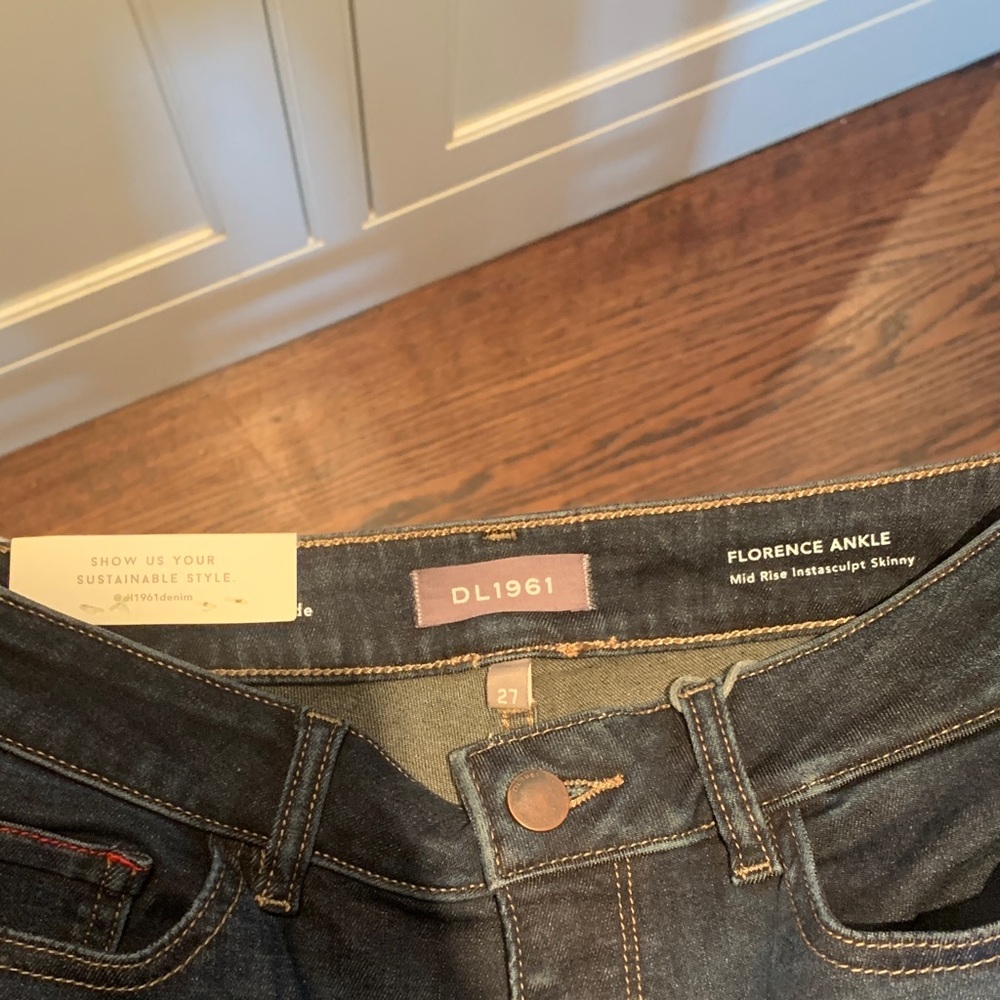 DL1961 Florence Ankle Mid-Rise Jeans in Dark Indigo